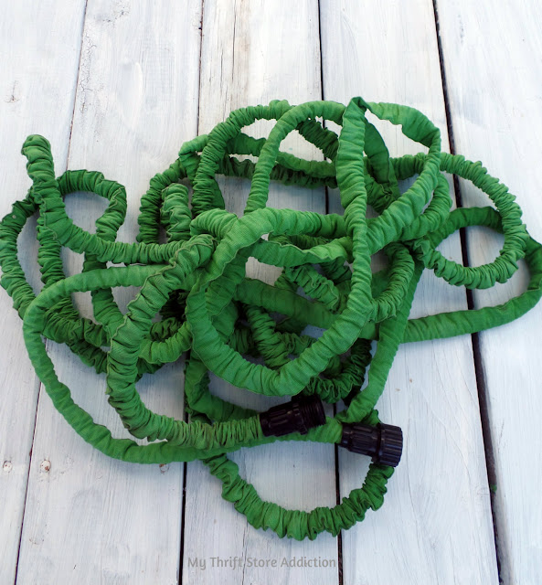 15 minute repurposed garden hose wreath