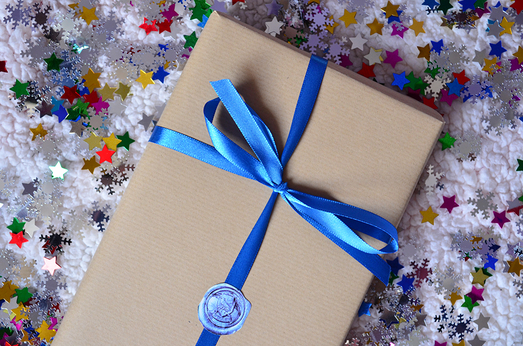 20 ani harry potter philosopher's stone piatra filozofala fanion editie aniversara carte ravenclaw 20 ani harry potter philosopher's stone piatra filozofala fanion editie aniversara carte ravenclaw