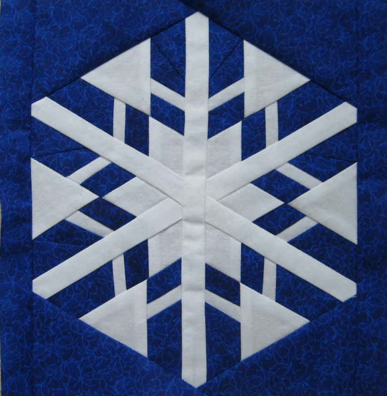 crafts-cavies-and-cooking-one-last-snowflake