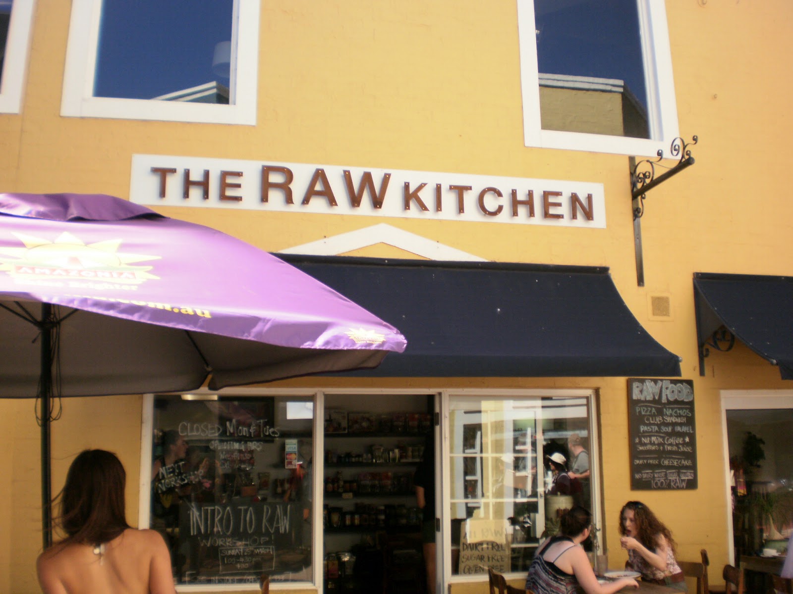 Vegan4Life Raw Kitchen Cafe Fremantle