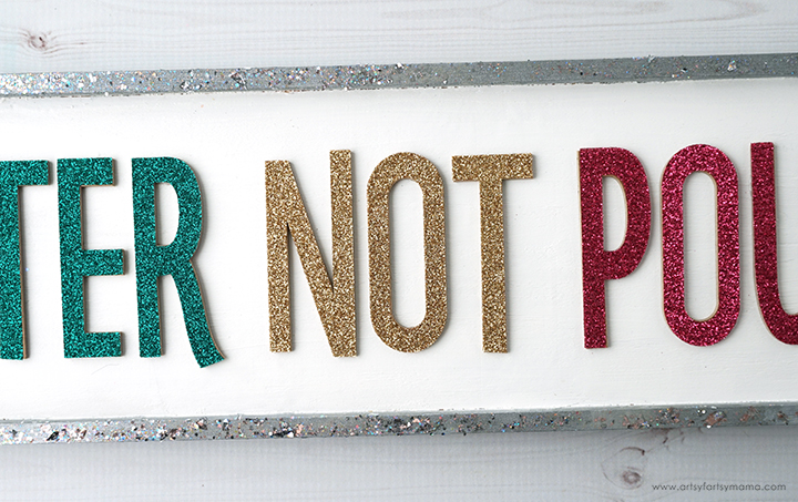 "Better Not Pout" Christmas Sign with Cricut