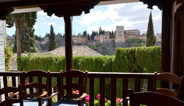 Kochbuch für Max und Moritz: Ajoblanco - Kalte Mandelsuppe mit Knoblauch Kochbuch für Max und Moritz: Ajoblanco - Kalte Mandelsuppe mit Knoblauch