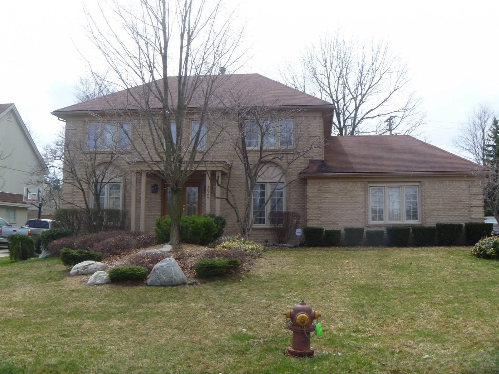 Homes for Sale in Farmington Hills MI Blog Subdivision Strathmore 48331