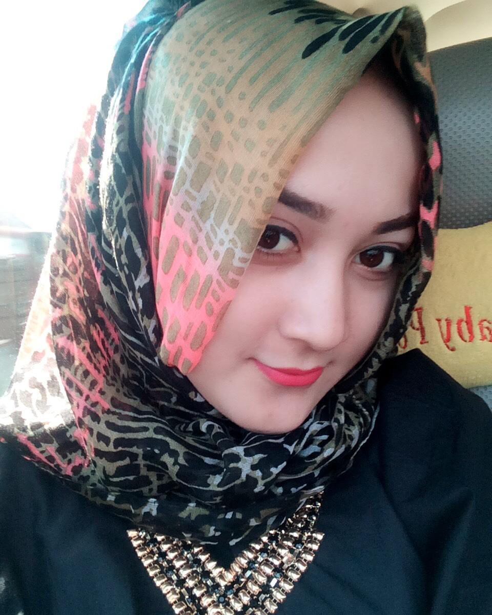 Foto gadis manis berjilbab cantik terbaru - CantikaMagz