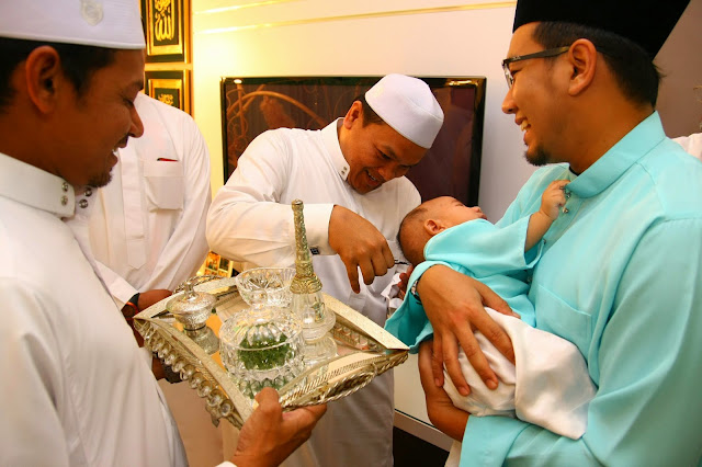 Sudah Dewasa Tapi Belum Aqiqah, Apakah Boleh? Ini Hukumnya dalam Islam! Sudah Dewasa Tapi Belum Aqiqah, Apakah Boleh? Ini Hukumnya dalam Islam!