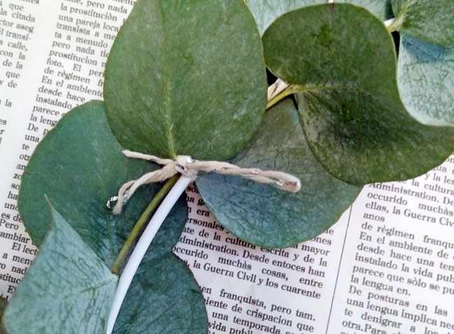 lazo-colgar-corona-navidad