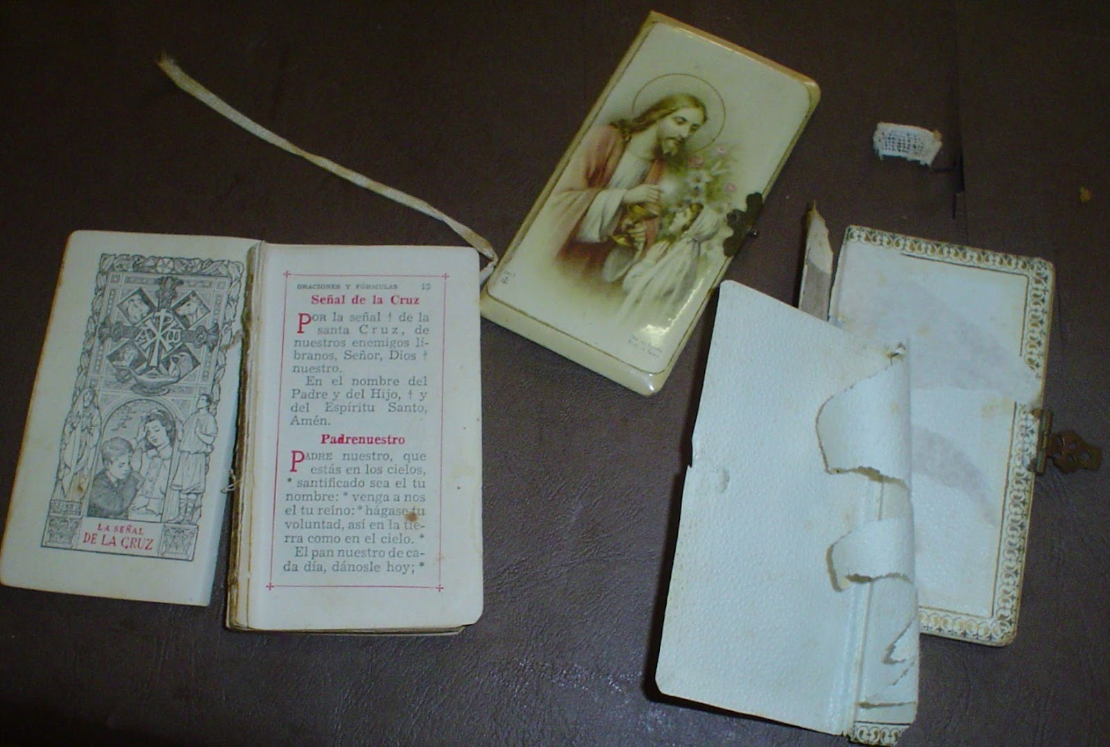 Encuadernación Casa del Artesano: RESTAURACIÓN LIBRO DE COMUNIÓN ANTIGUO