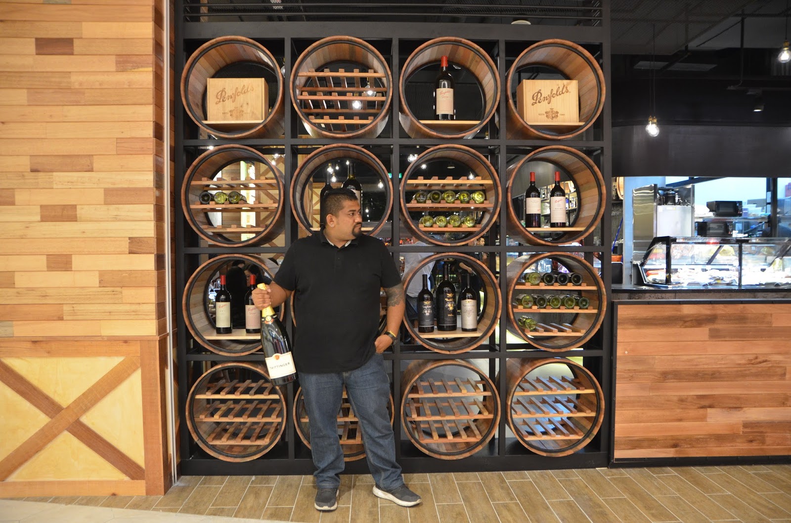 Truly Wine, The Starling Mall