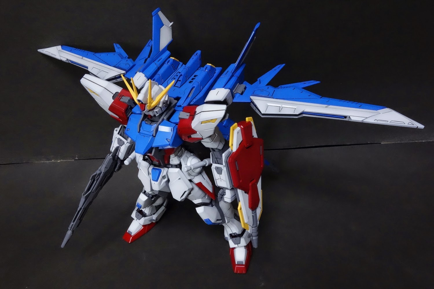 MG 1/100 Build Strike Gundam Full Package - Custom Build
