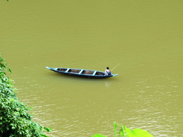 Dawki Lake at Bangladesh Border Dawki Lake at Bangladesh Border