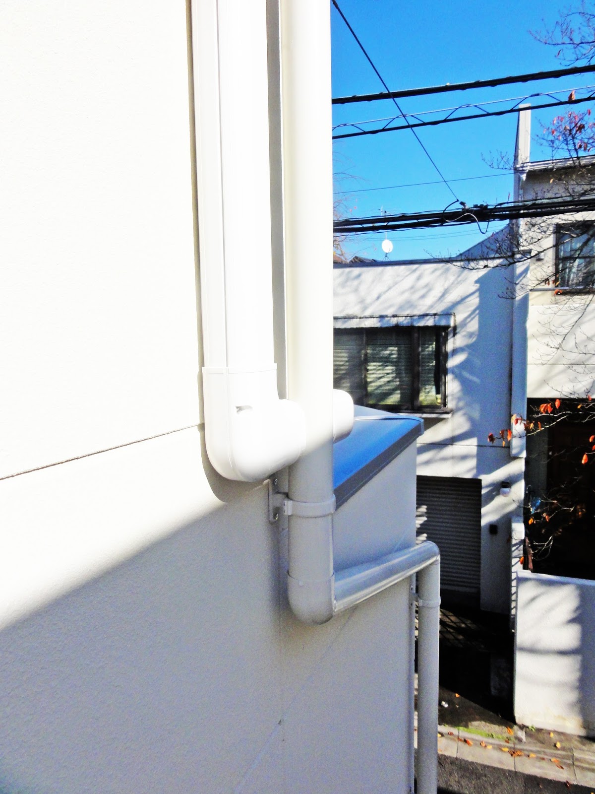 新築専門エアコン職人 エアコン知識の宝庫 No 565 世田谷区 A様 室内機は壁幅ギリギリに設置してはダメ