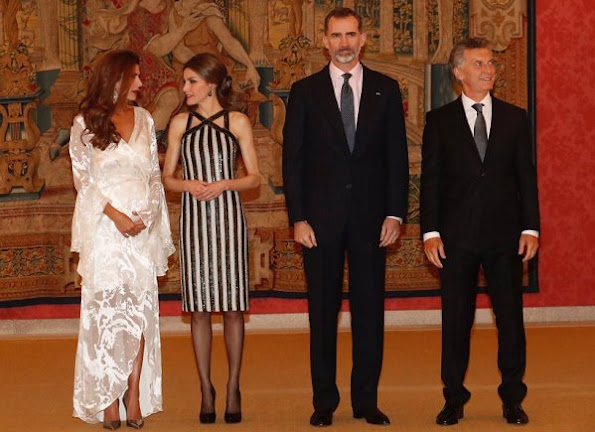 Queen letizia wore Nina Ricci Line dress, Grisogono Black Diamond Earrings, Magrit Pump. Juliana Awada wore Valentino tulle Lace gown