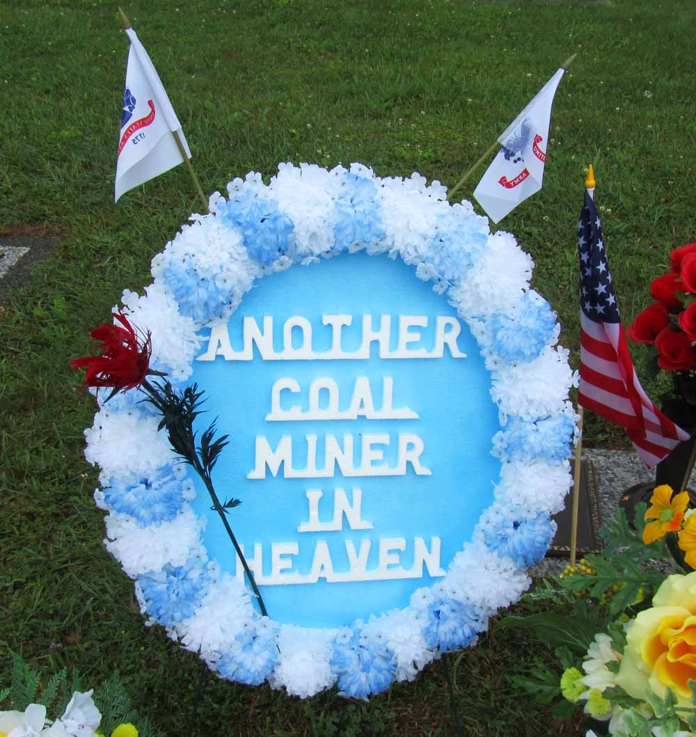 Geographically Yours Cemeteries Rainelle, West Virginia