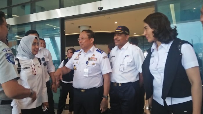 Kemenhub Siap Hadapi Kenaikan Kendaraan Pada Natal Dan Tahun Baru Penyeberangan Merak-Bakauheni Lamsel.