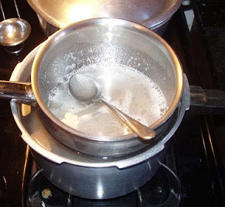 Cómo hacer una emulsión pegante rápida