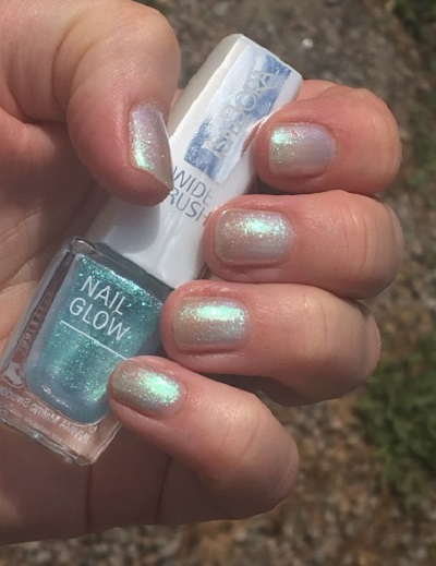 isadora nail glow