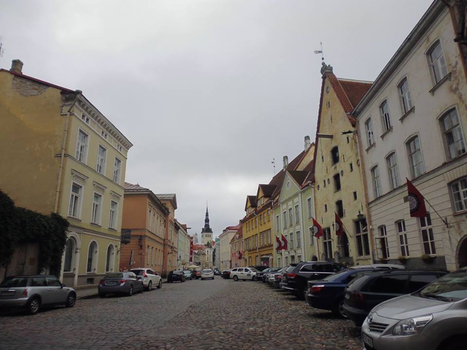 Conjunto de casas conocidas como los "Tres Hermanos" (Tallinn) (@mibaulviajero)
