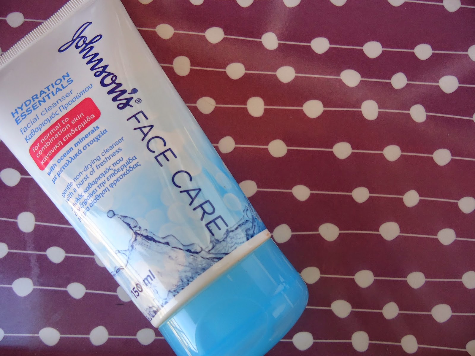 S a r a R a q u e l Review Johnsons Face Wash