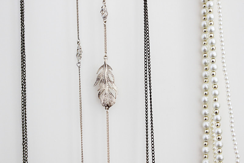 up in the clouds DIY coat hanger necklace holder