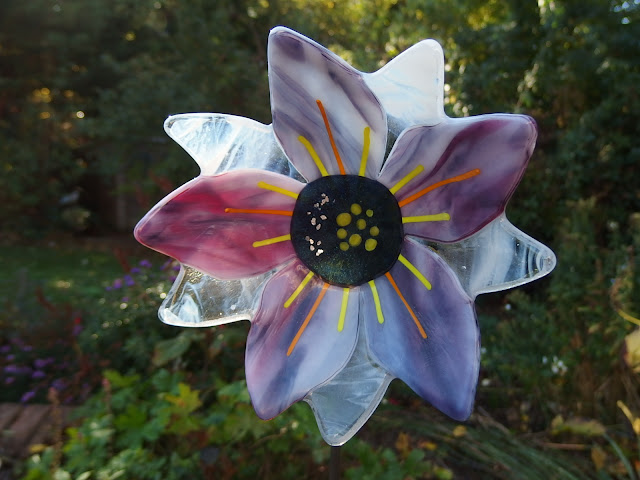 Fused glass flower