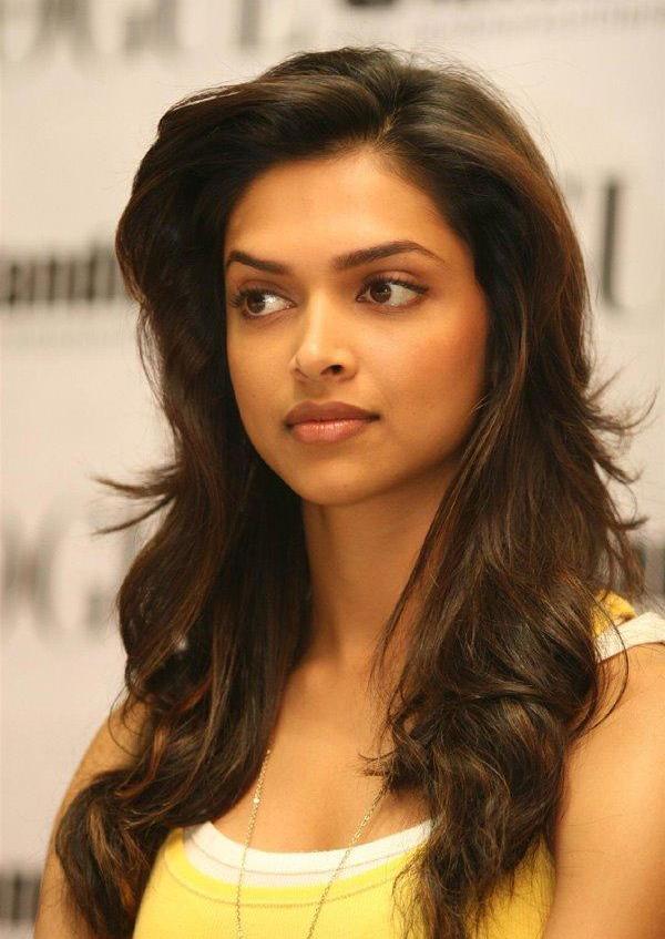 World Famous Celebrity: Deepika Padukone