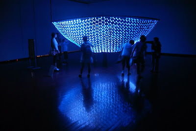  Light Art is Fun for Everyone is the championship of the exhibition currently showing at the Con TokyoTouristMap: Contemporary Art Museum Kumamoto