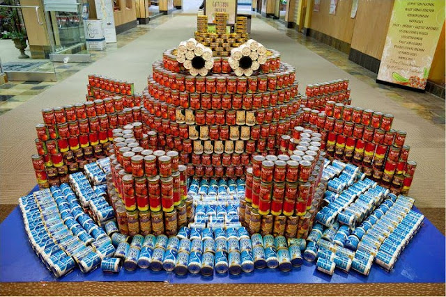 crab made of food cans