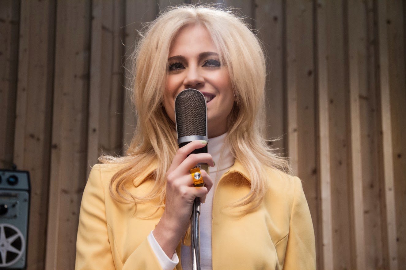 Pixie Lott World: 2013 Video: Pixie Lott - Royals [Live at The Pool]