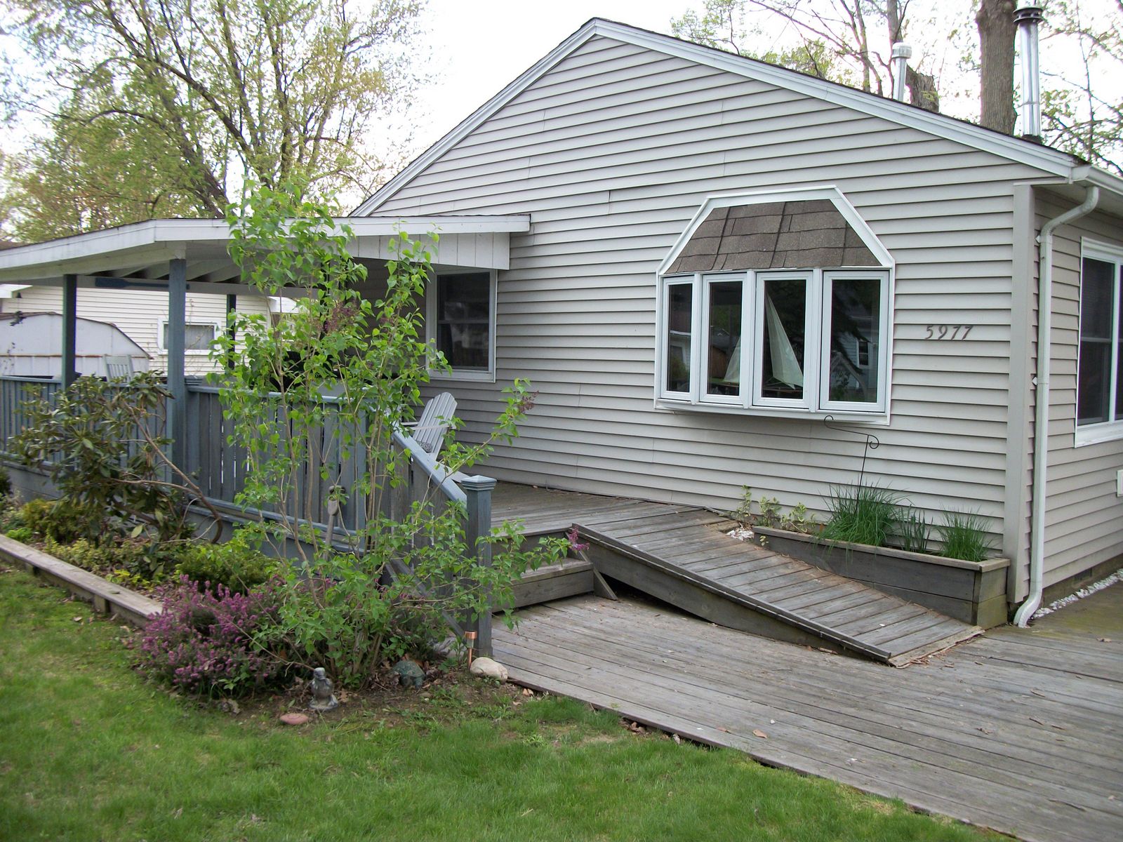 JMG Bed and (no)Breakfast Chautauqua Lake