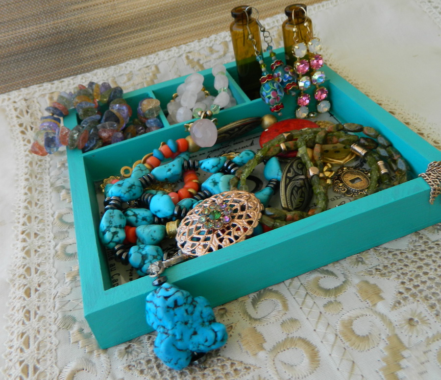 Resin Crafts EasyCast® Resin Jewelry Tray