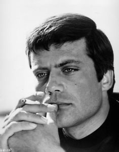 Amara's Pop Pages: FORGOTTEN HERO (Remembering Oliver Reed)