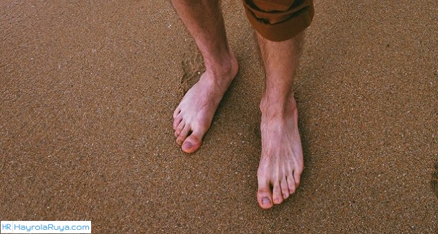 Rüyada ÇIPLAK AYAK Görmek | HayrolaRuya.com | islami Rüya Tabirleri