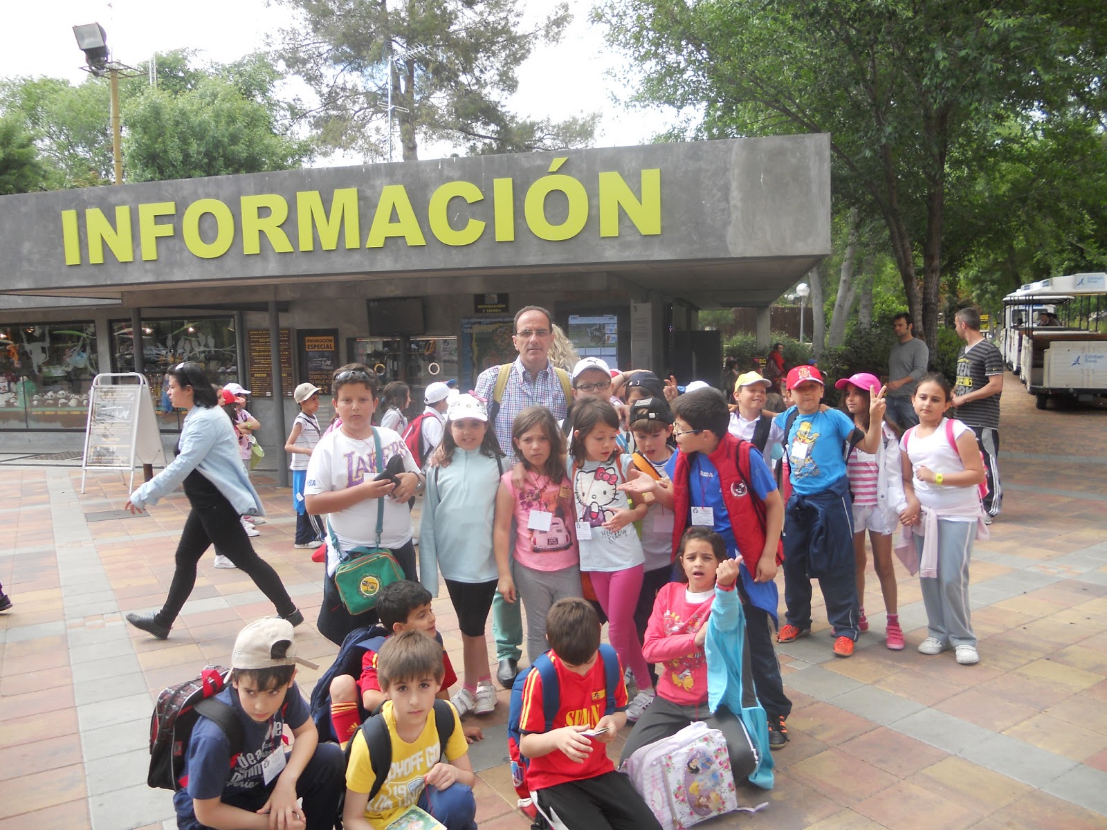 ME DIVIERTO Y APRENDO: EXCURSIÓN AL ZOO DE MADRID EL 27 DE MAYO DE 2013