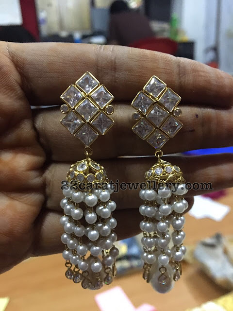 18 Carat Gold earrings Gallery
