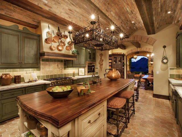 magnificent-Tuscan-dining-rooms