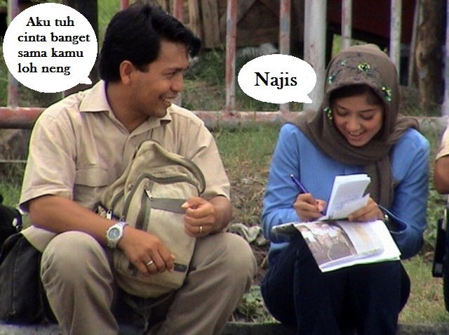 Hati-Hati Bun, Jaga Suaminya!! Karena Diluar Banyak Wanita yang Lebih Tertarik Mengejar Pria Beristri Hati-Hati Bun, Jaga Suaminya!! Karena Diluar Banyak Wanita yang Lebih Tertarik Mengejar Pria Beristri