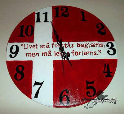 Mihaela Bujor: Ceas "Danemarca" (Wall Clock "Denmark")