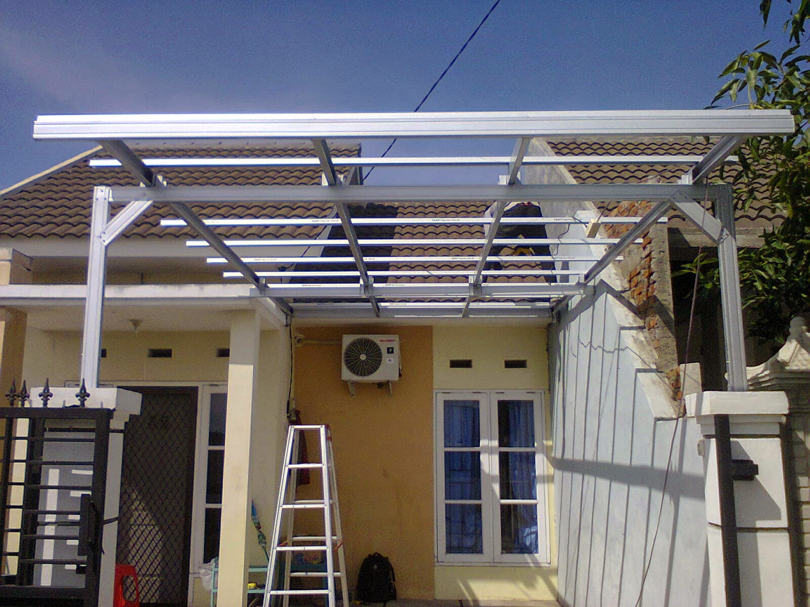 Inspirasi Foto Kanopi Baja Ringan Minimalis, Gambar Kanopi