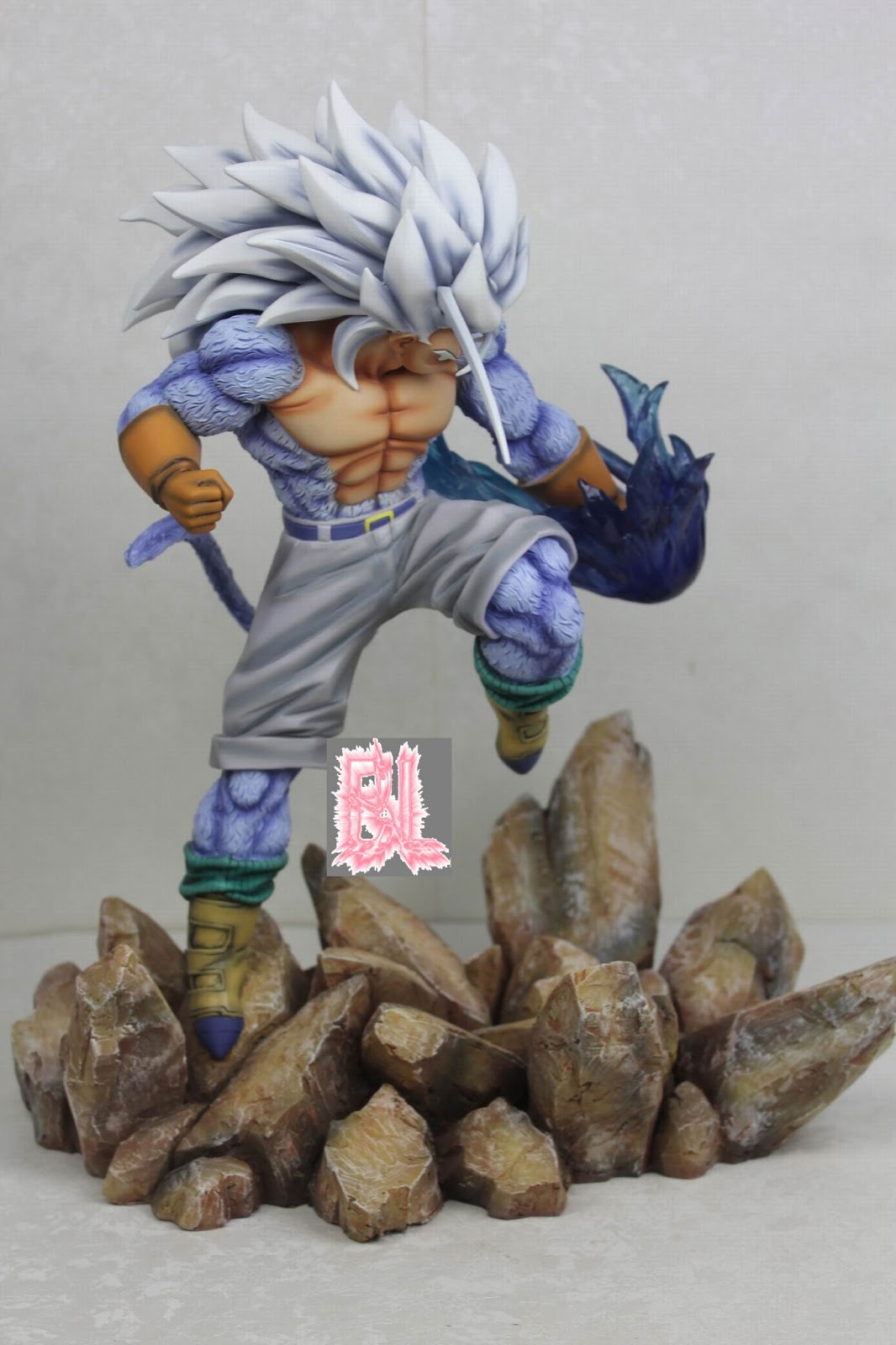 Figuras Dragon Ball DragonBall AF Super Saiyajin 5 Trunks Resin Statue