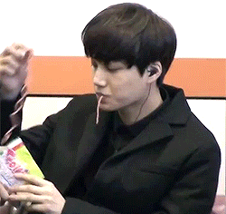 오마베에 나오는 엑소 카이 닮은 아기 | 인스티즈