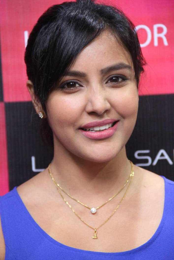 Beautiful Telugu Girl Priya Anand Smiling Face Closeup Photos