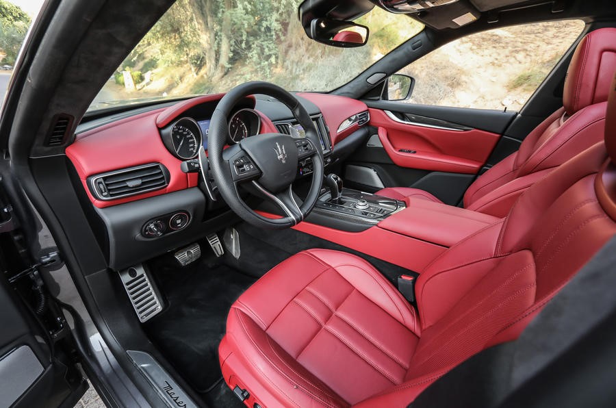 Maserati GRANSPORT салон