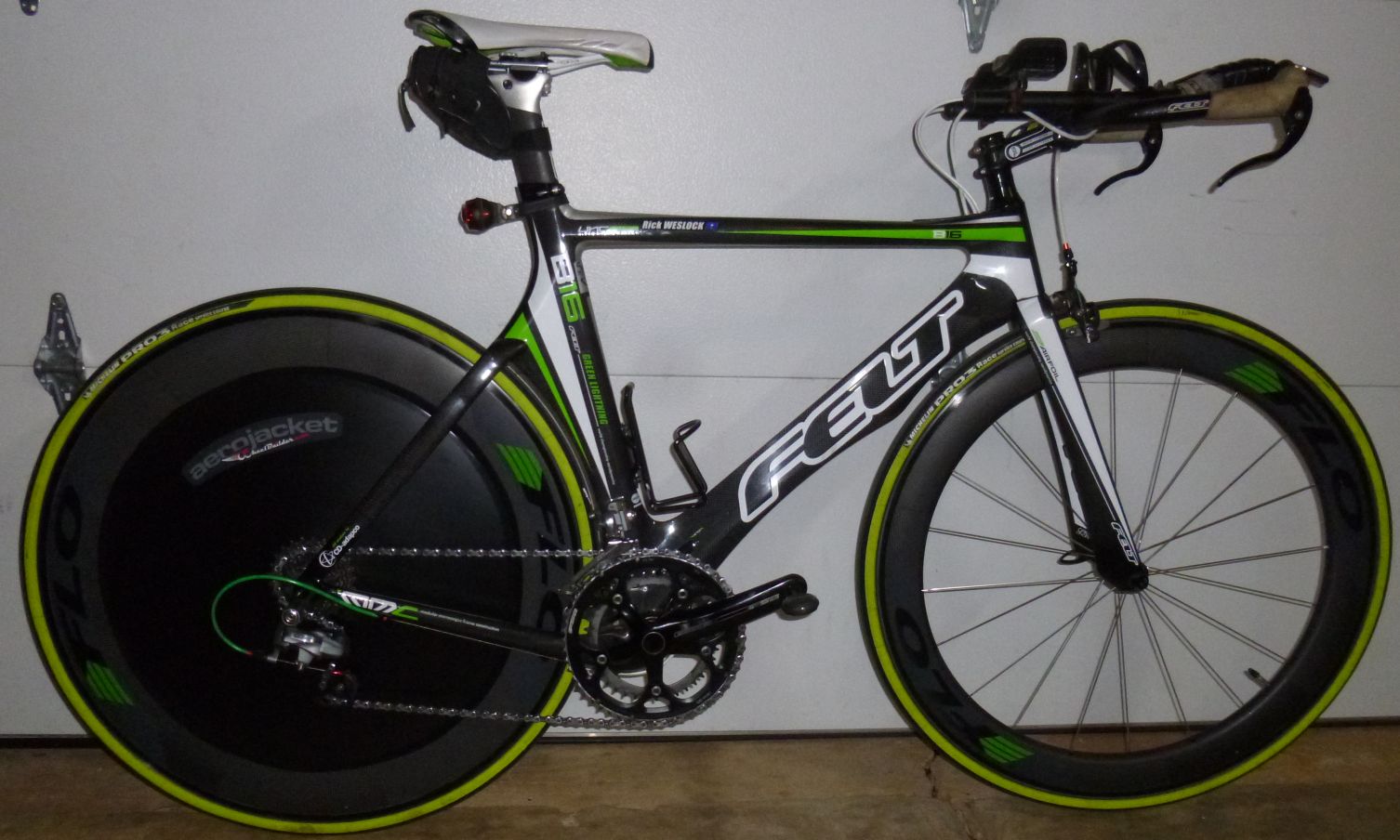 aero wheel covers bicycle