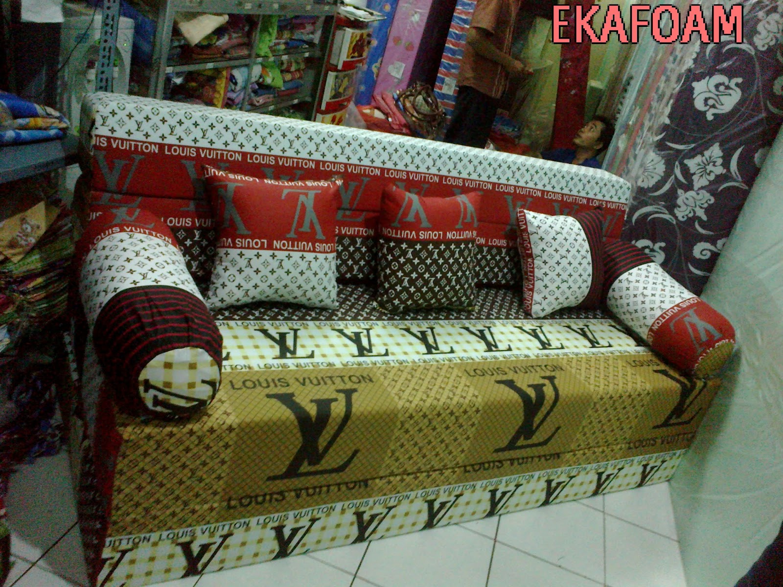 SOFABED INOAC MOTIF LV 24 04 2014 AGEN RESMI KASUR BUSA INOAC