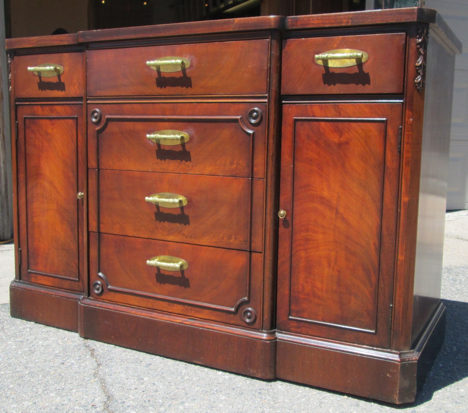 BoHO Chic Vintage Sideboard / Dresser / Buffet Duncan Phyfe Style SOLD
