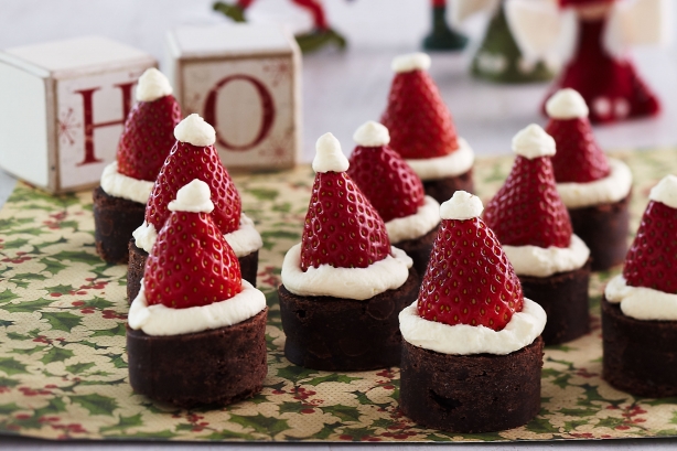 26 Christmas Candy Recipes You Should Try Making - Bookmark Living