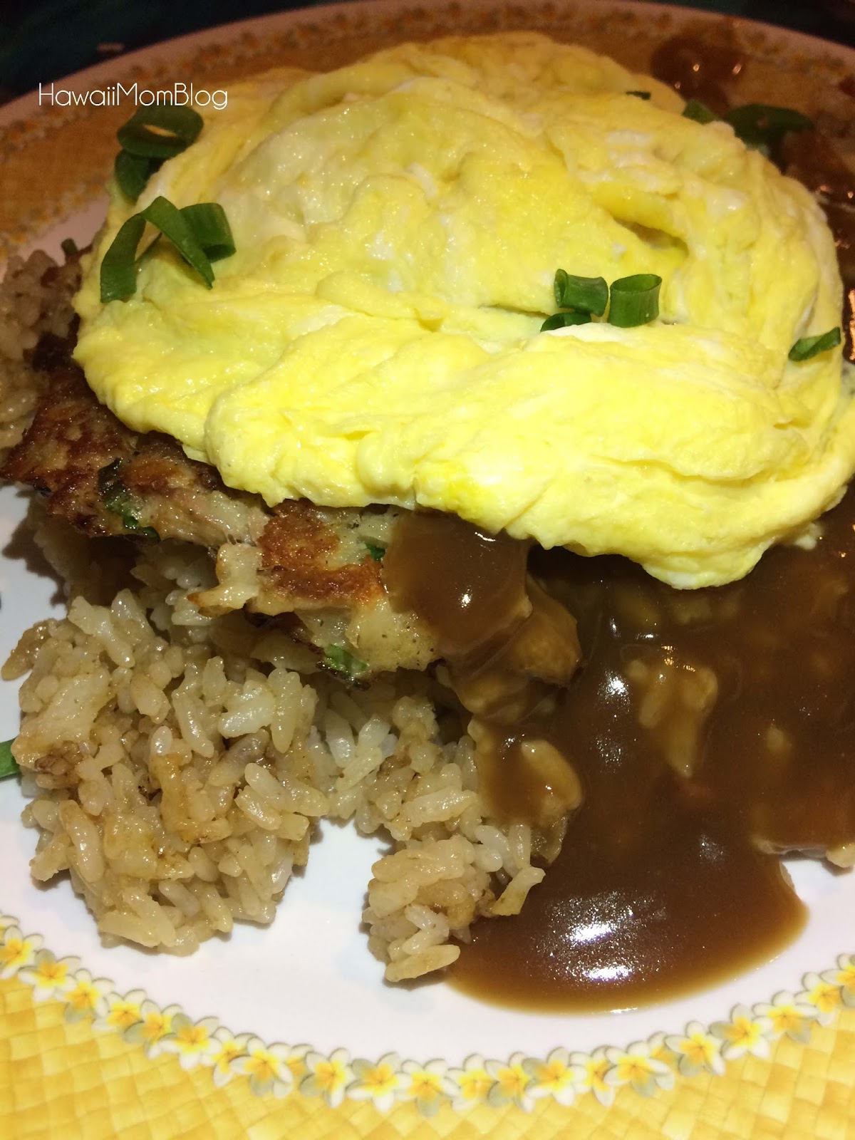 Hawaii Mom Blog Visit Maui 808 Grindz Cafe