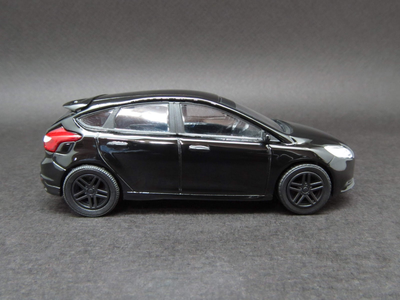 Ford Focus St Diecast