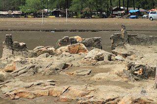 batu malin kundang pantai air manis padang