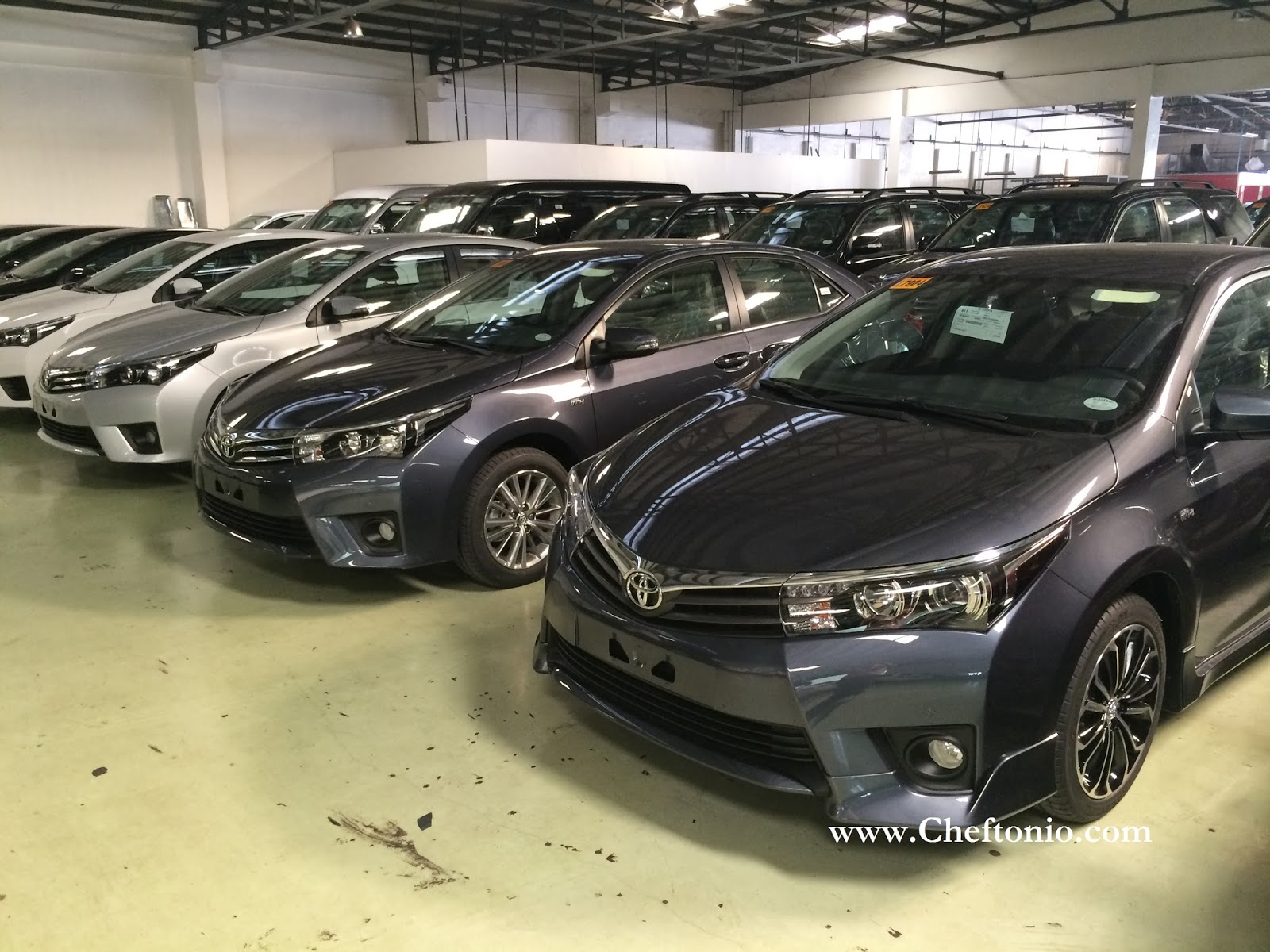 Toyota Corolla Altis 2014 Colors, Photos, and Price ~ Cheftonio's Blog